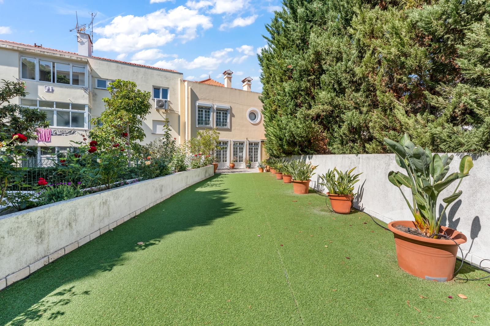 Moradia Geminada T5 com piscina, Parede, Cascais - Imagem 22