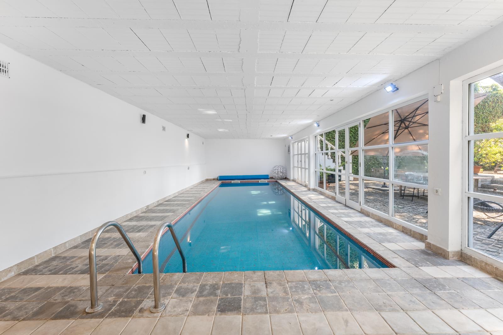 Moradia Geminada T5 com piscina, Parede, Cascais - Imagem 7