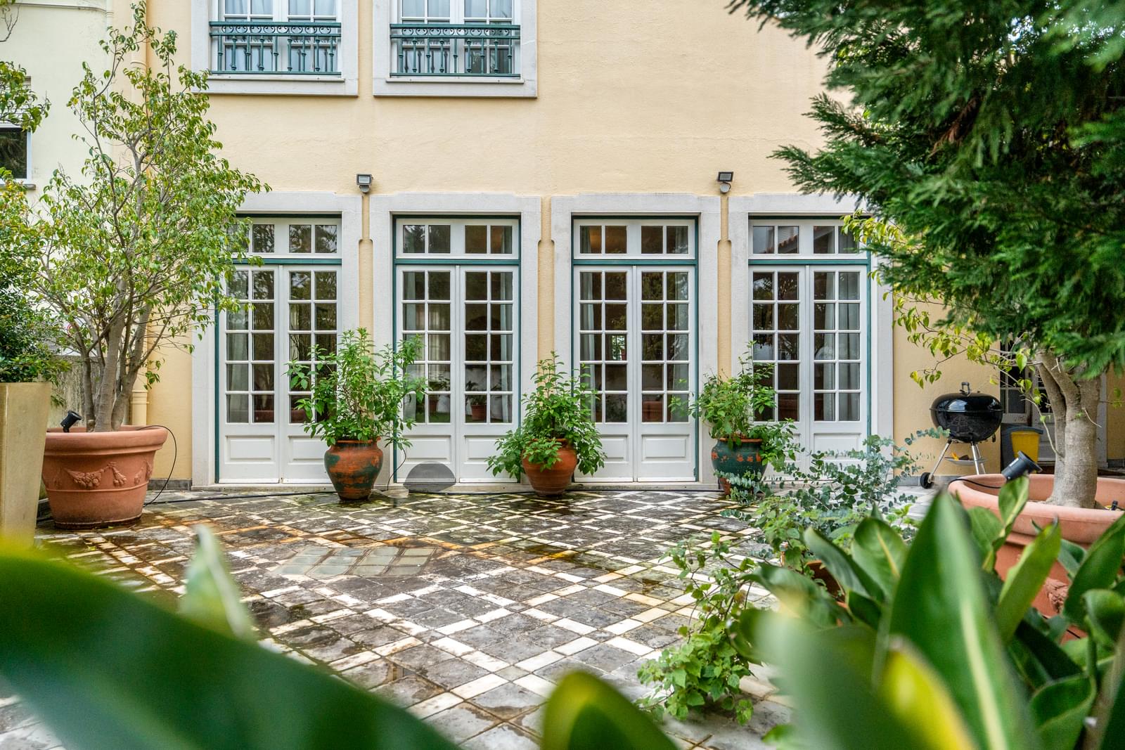 5 Bedroom Villa/Townhouse's Image 3