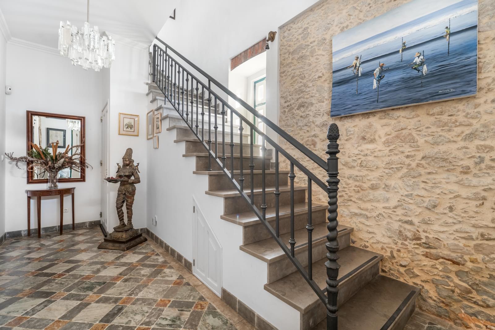 5 Bedroom Villa/Townhouse's Image 6