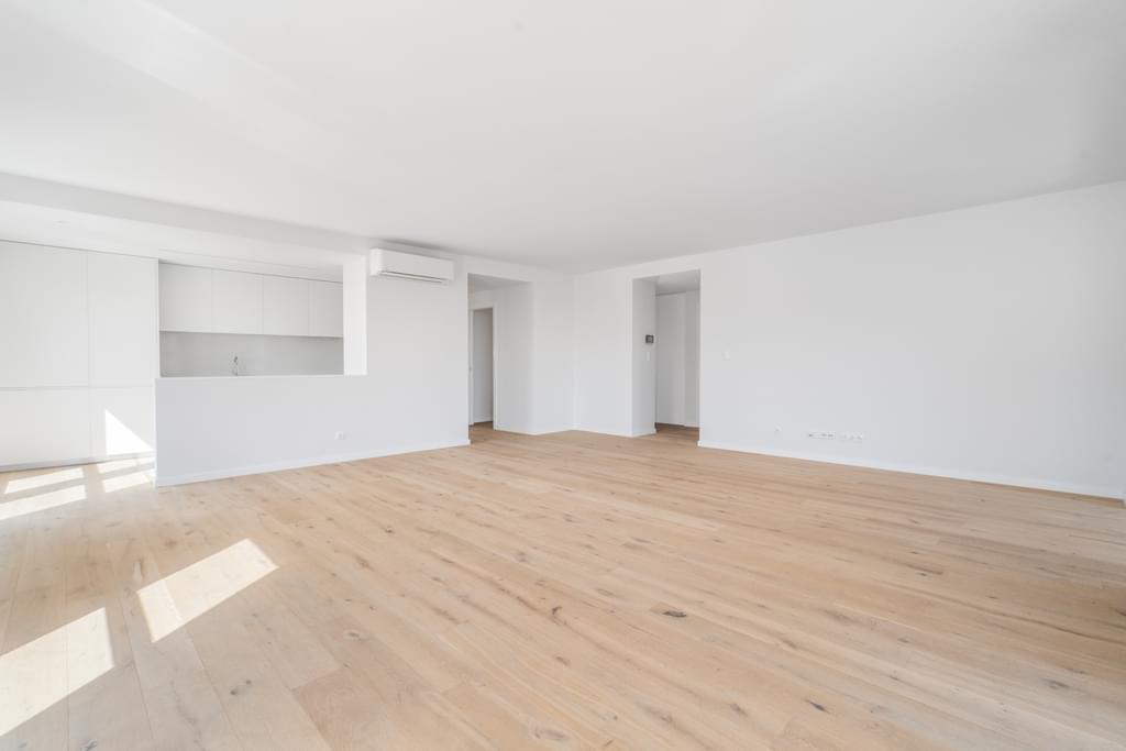 3 Bedroom Apartment with swimming pool, Carnaxide, Oeiras 748111613