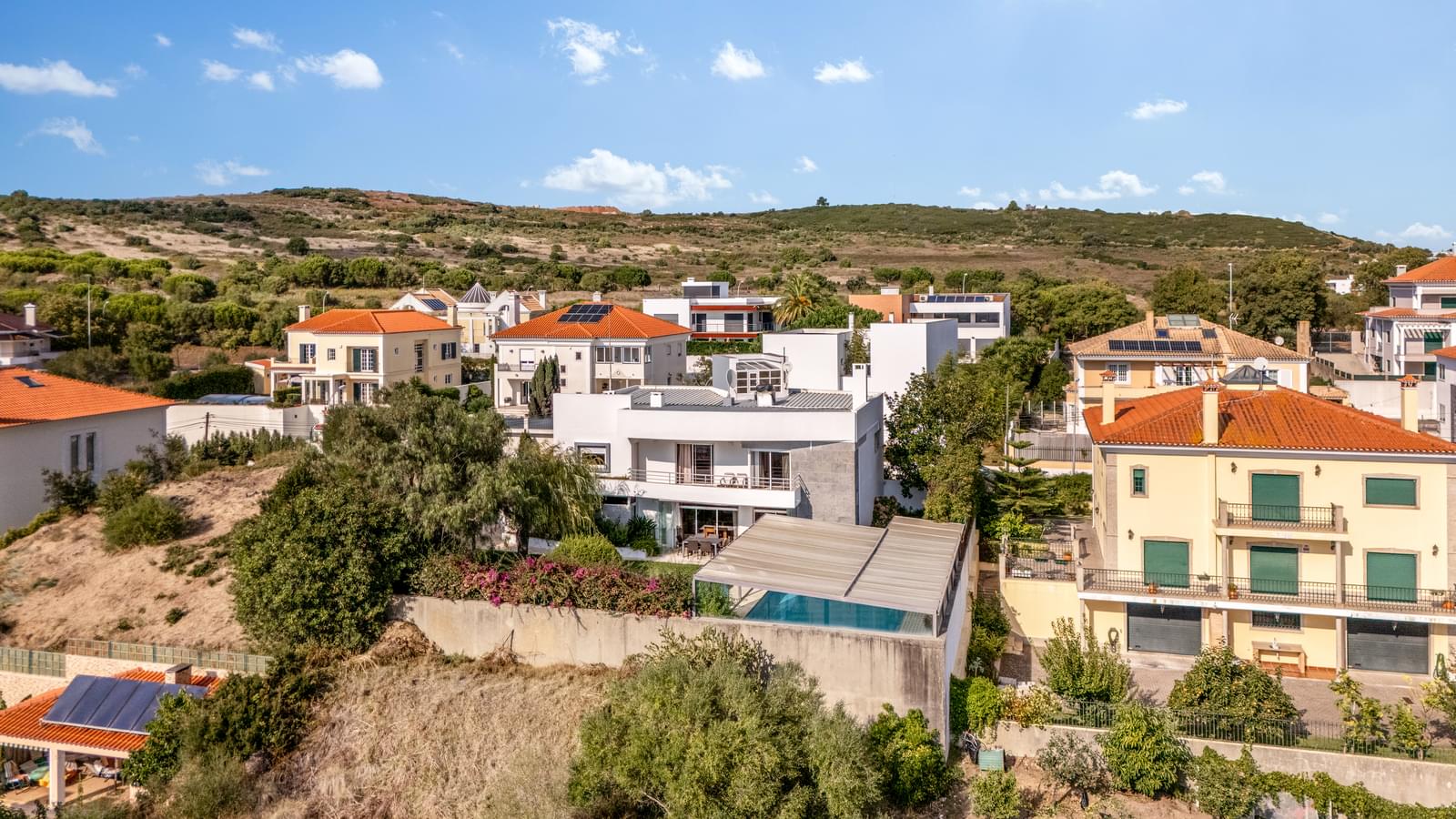 Moradia T6 com piscina, Carnaxide, Oeiras - Imagem 43