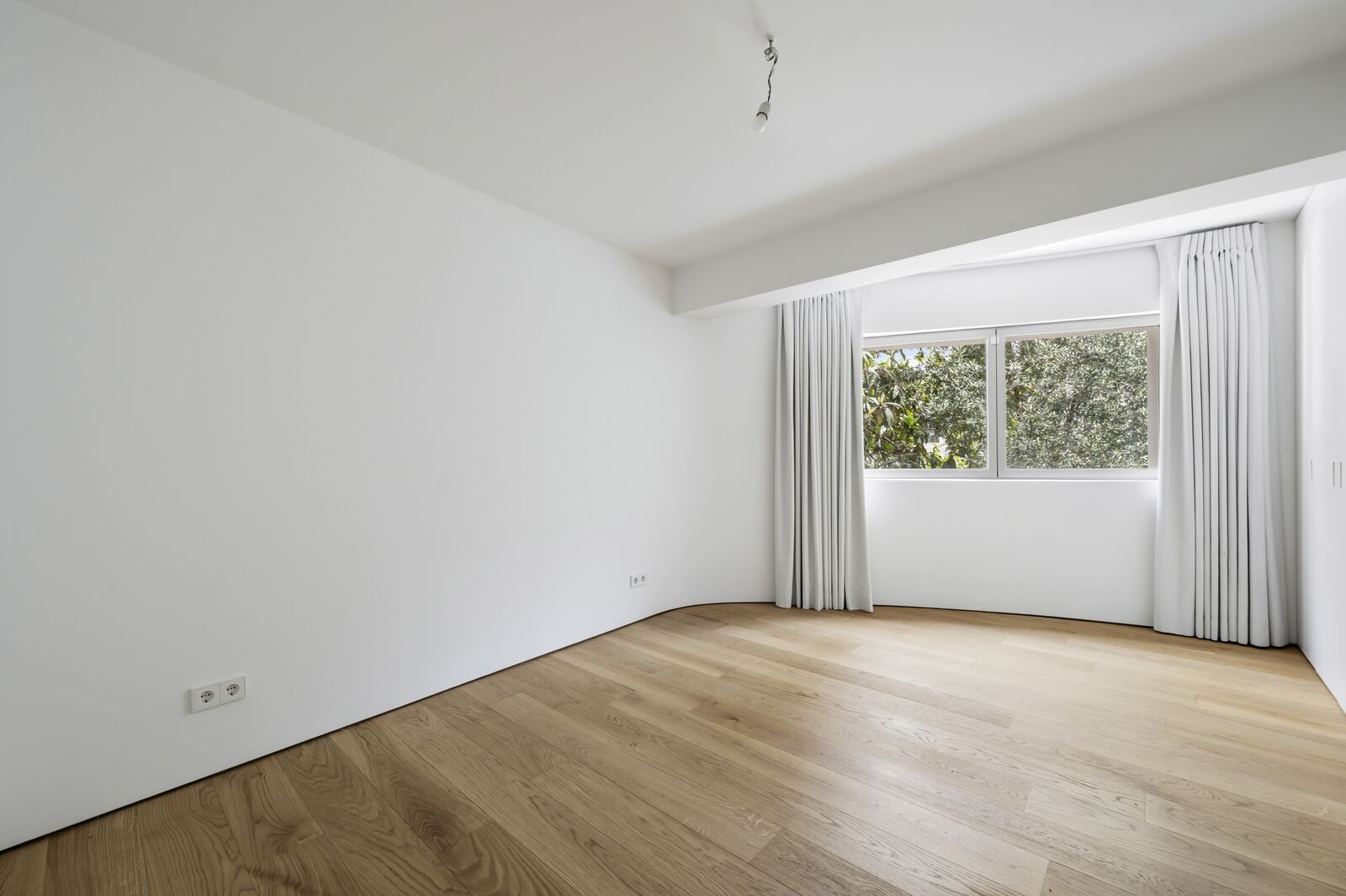 4 Bedroom Villa/Townhouse's Image 19