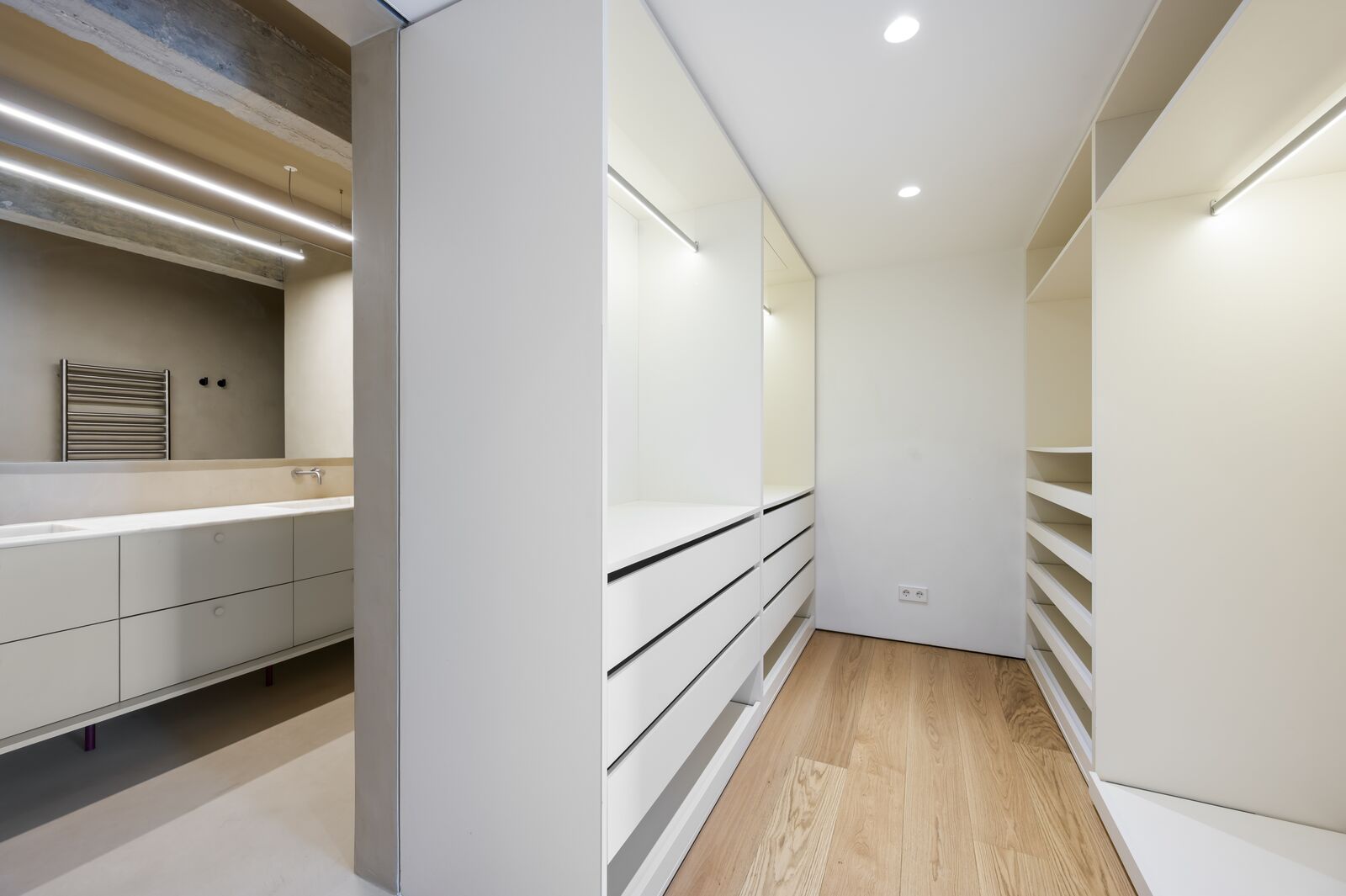 4 Bedroom Villa/Townhouse's Image 12