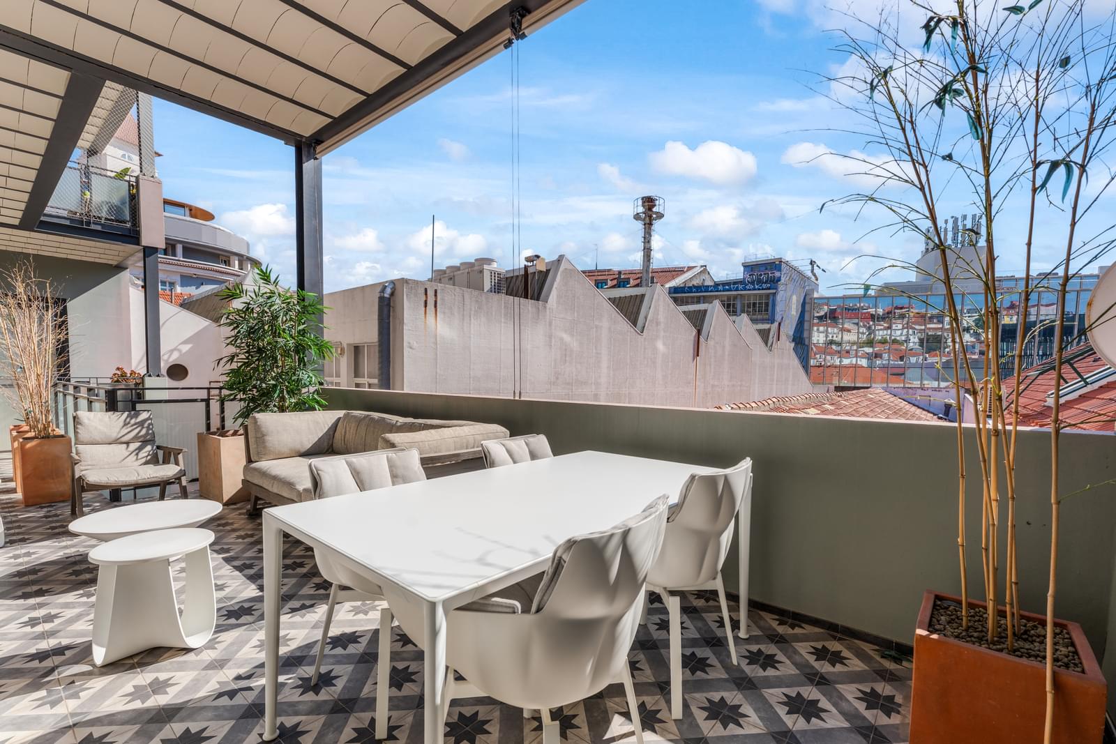 Apartamento T2 com terraço, Misericórdia, Lisboa - Imagem 17