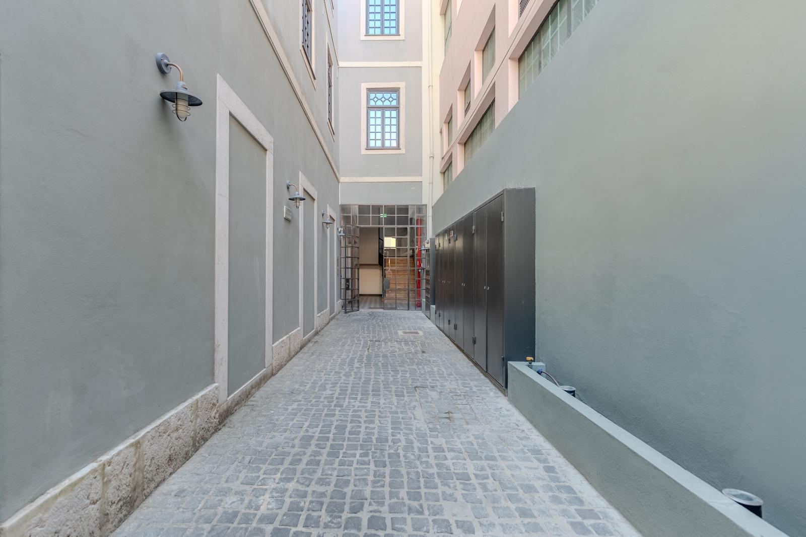 Apartamento T2 com terraço, Misericórdia, Lisboa - Imagem 34