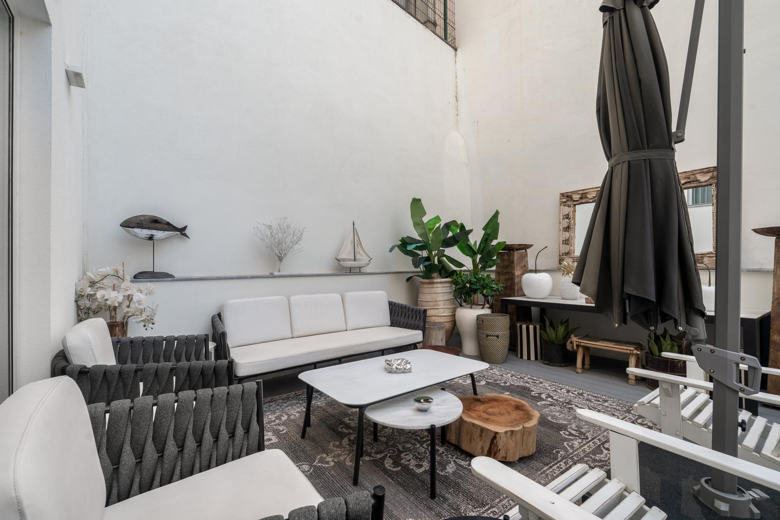 Apartamento T3 com piscina, Avenida Duque de Loulé, Lisboa - Imagem 21