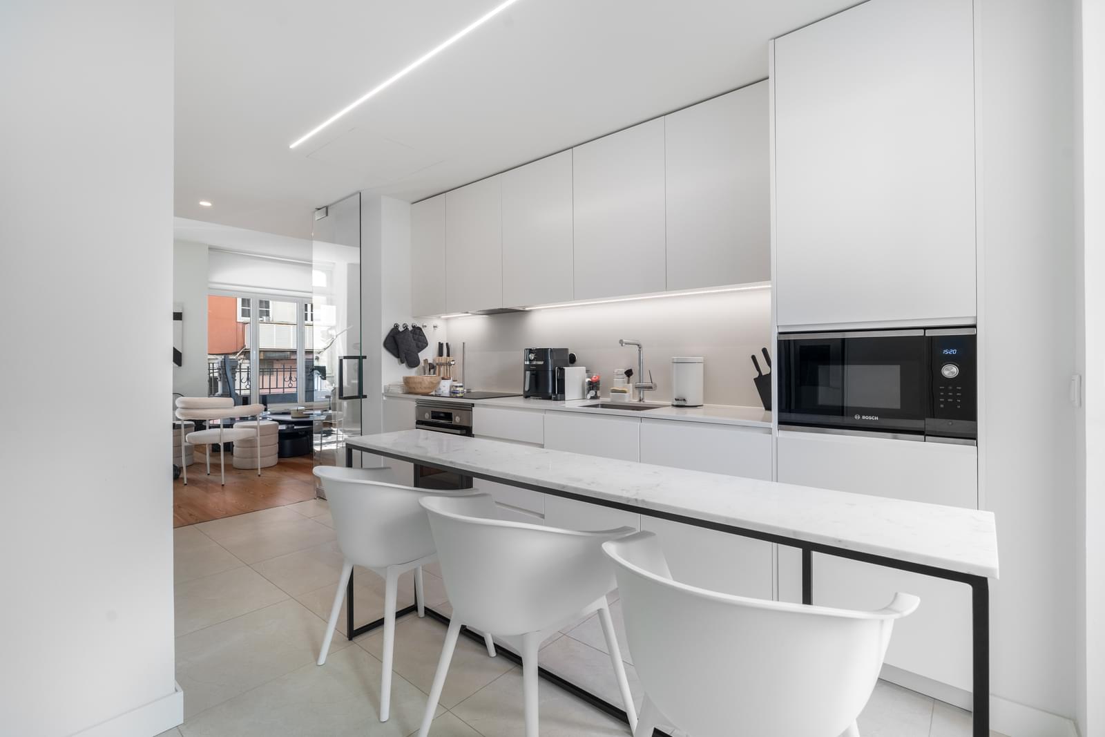 Apartamento T3 com piscina, Avenida Duque de Loulé, Lisboa - Imagem 9