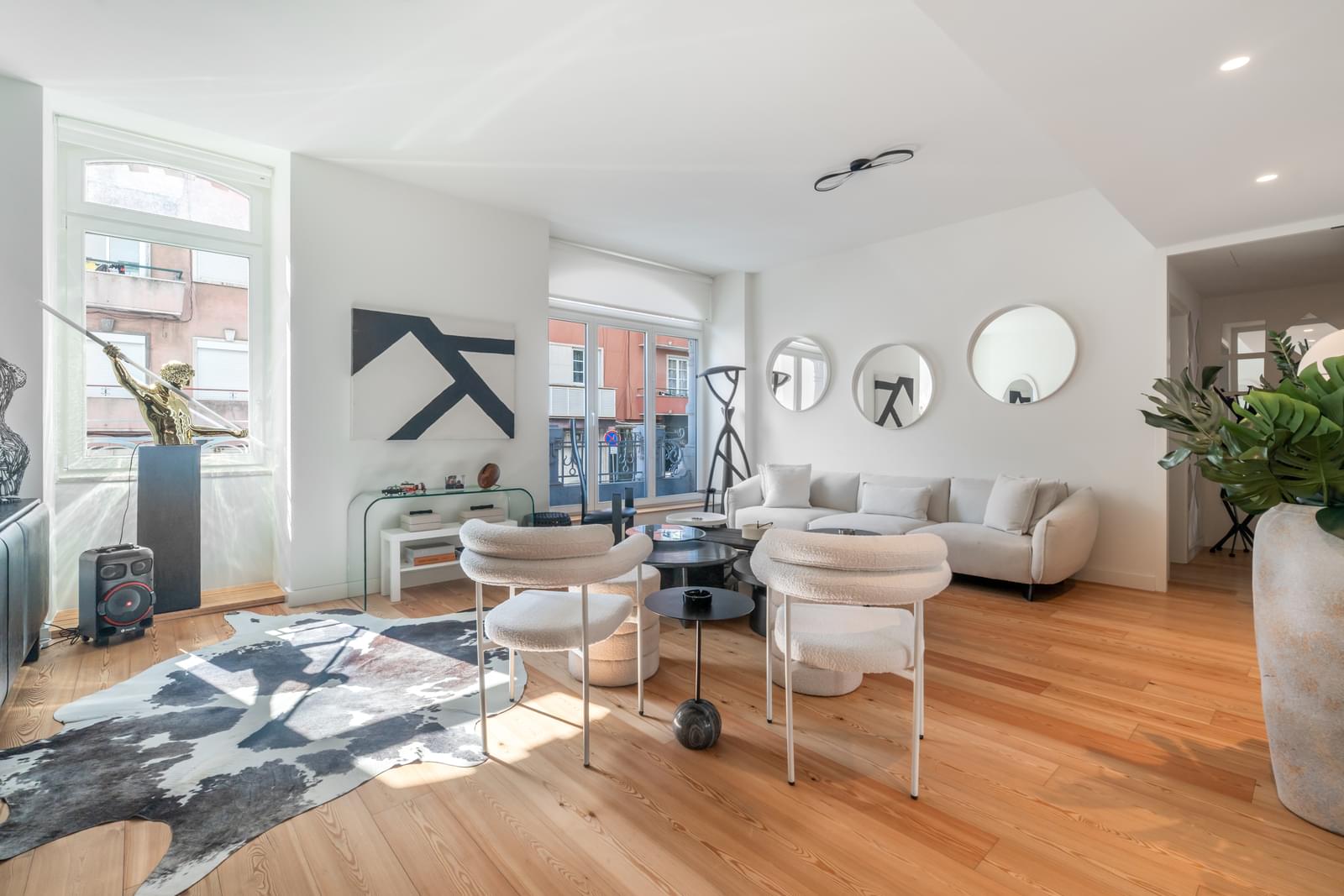 Apartamento T3 com piscina, Avenida Duque de Loulé, Lisboa - Imagem 1