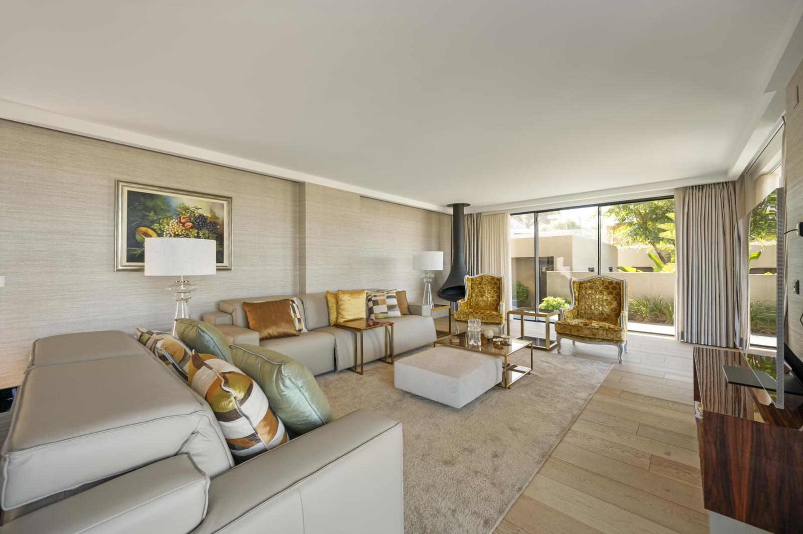 Moradia T4 com piscina, Cascais - Imagem 2