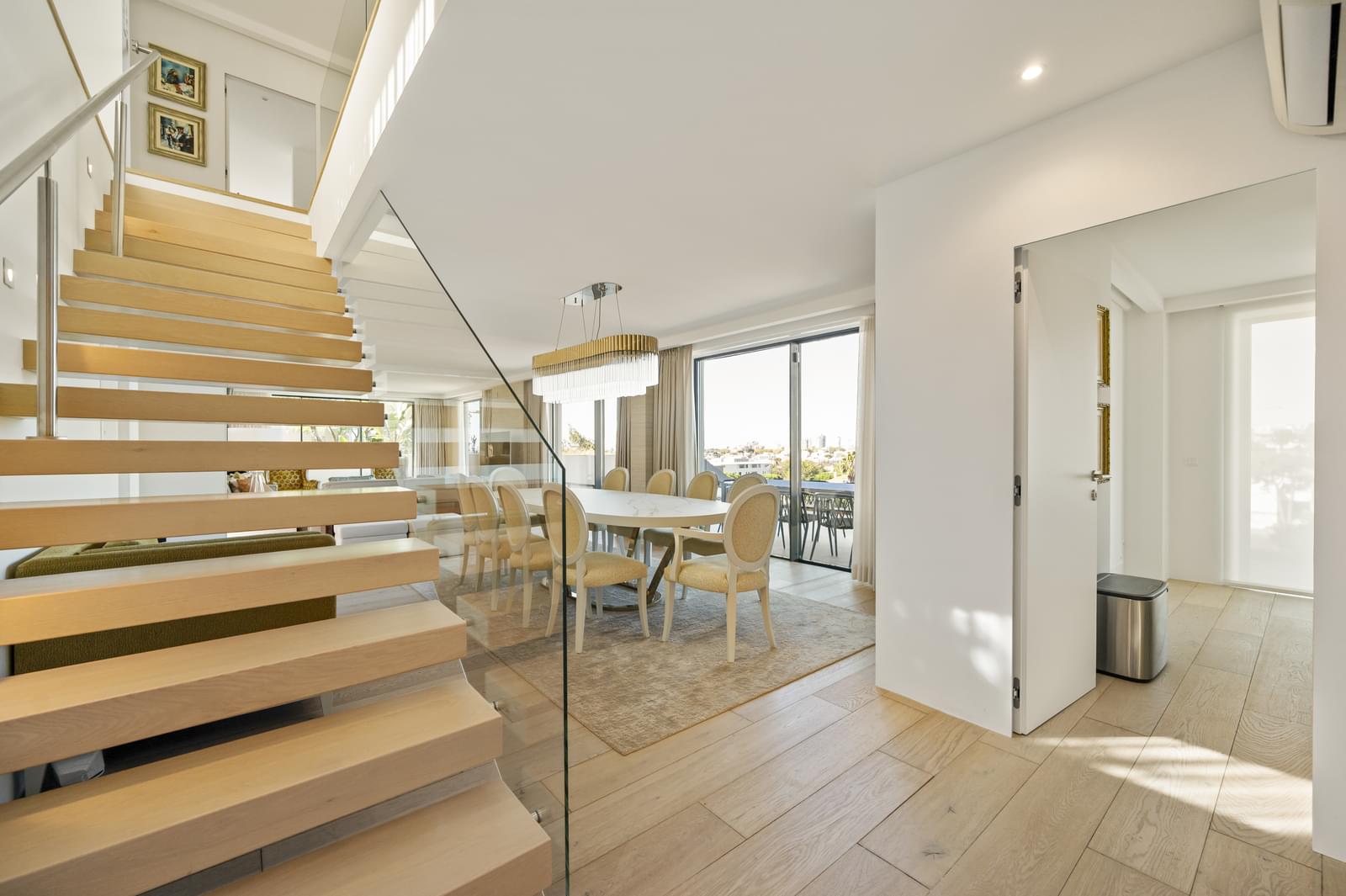 Moradia T4 com piscina, Cascais - Imagem 8