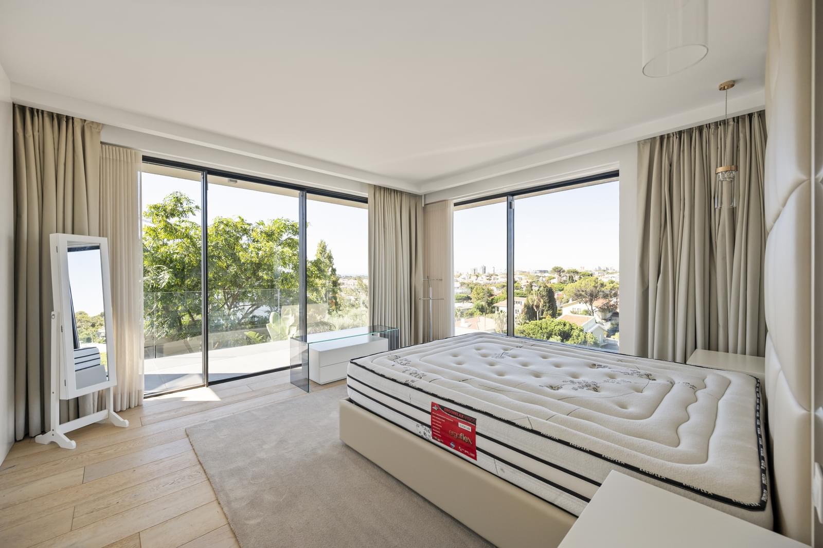 Moradia T4 com piscina, Cascais - Imagem 25