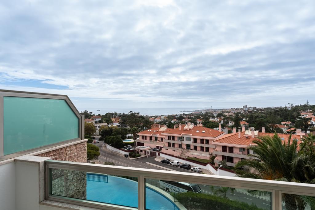 2 Bedroom Apartment with parking, Cascais 3414986821