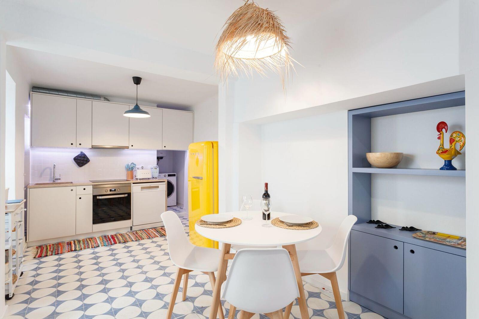 Apartamento T2 com terraço, Alfama, Lisboa - Imagem 2