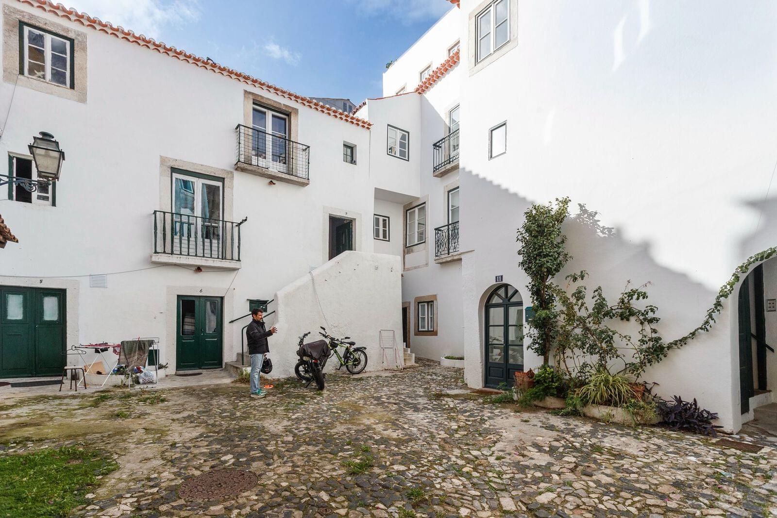 Apartamento T2 com terraço, Alfama, Lisboa - Imagem 24
