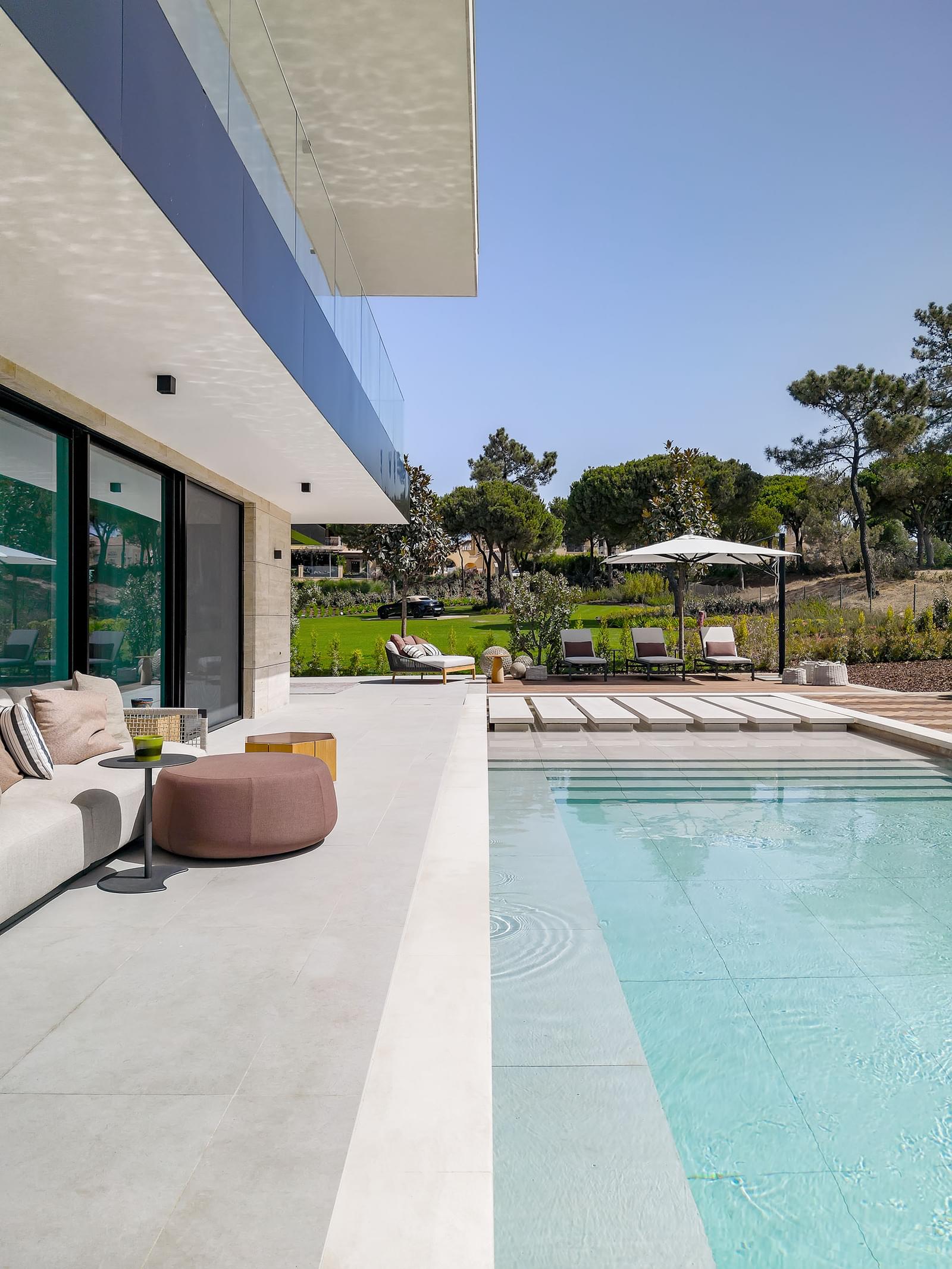 Moradia Bi-familiar T5 no One Green Way - Imagem 19