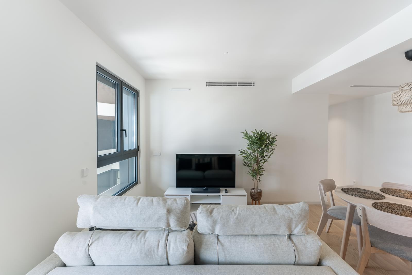 1 Bedroom Apartment/Flat's Image 6