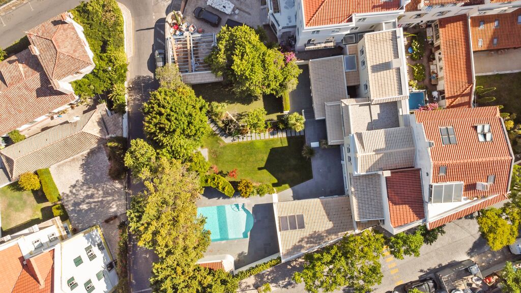 5 Bedroom Detached house with swimming pool, Monte Estoril, Cascais