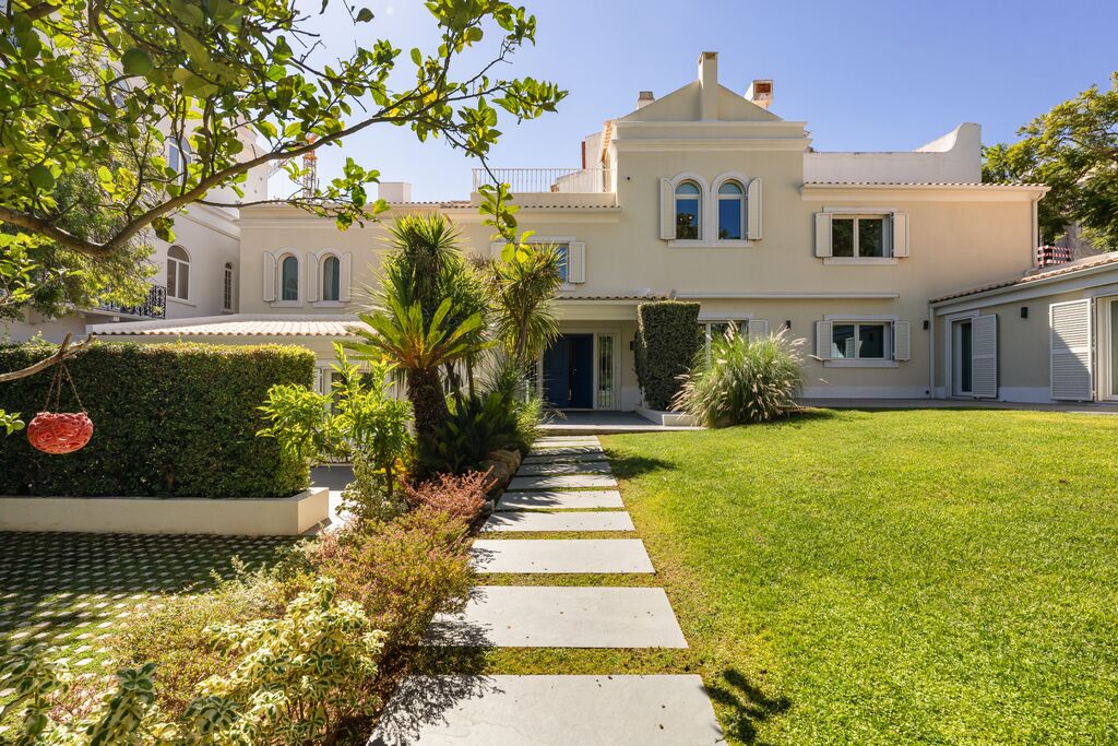 5 Bedroom Detached house with swimming pool, Monte Estoril, Cascais