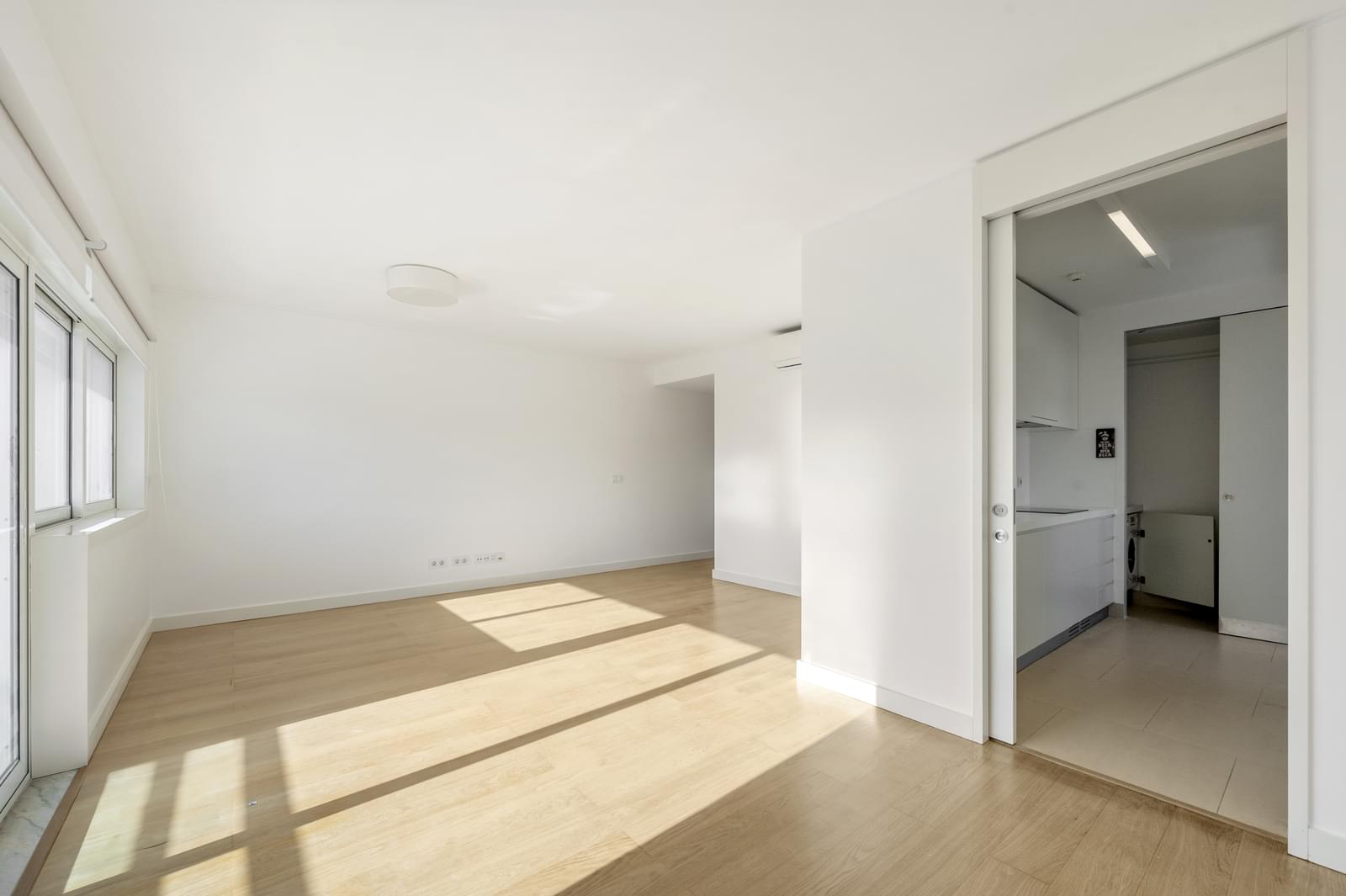 Apartamento T1 com estacionamento, Fórum Oeiras, Oeiras - Imagem 5