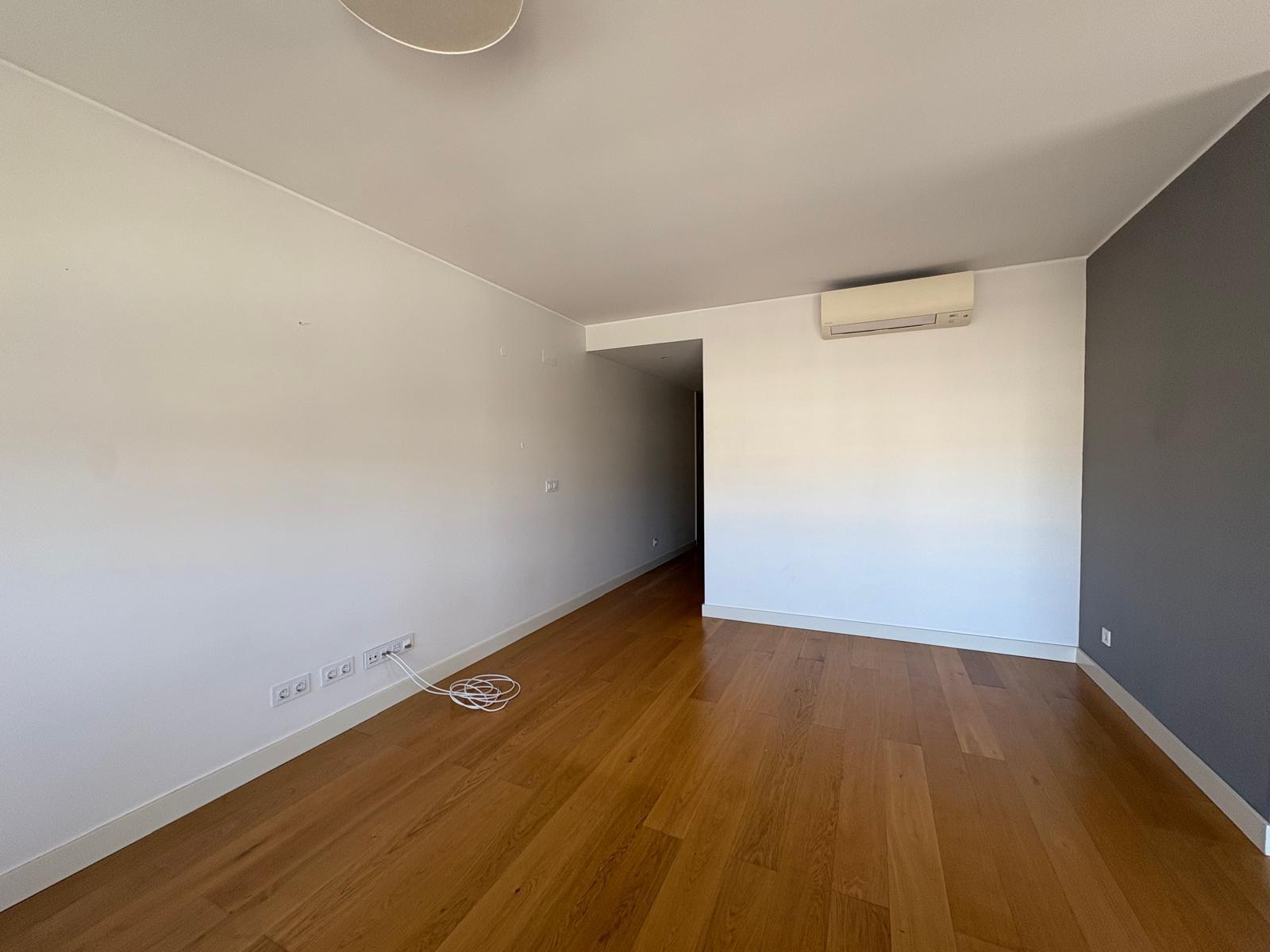 Apartamento T1 com varanda, Fórum Oeiras, Oeiras - Imagem 5