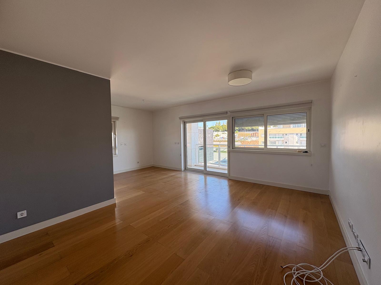 Apartamento T1 com varanda, Fórum Oeiras, Oeiras - Imagem 3