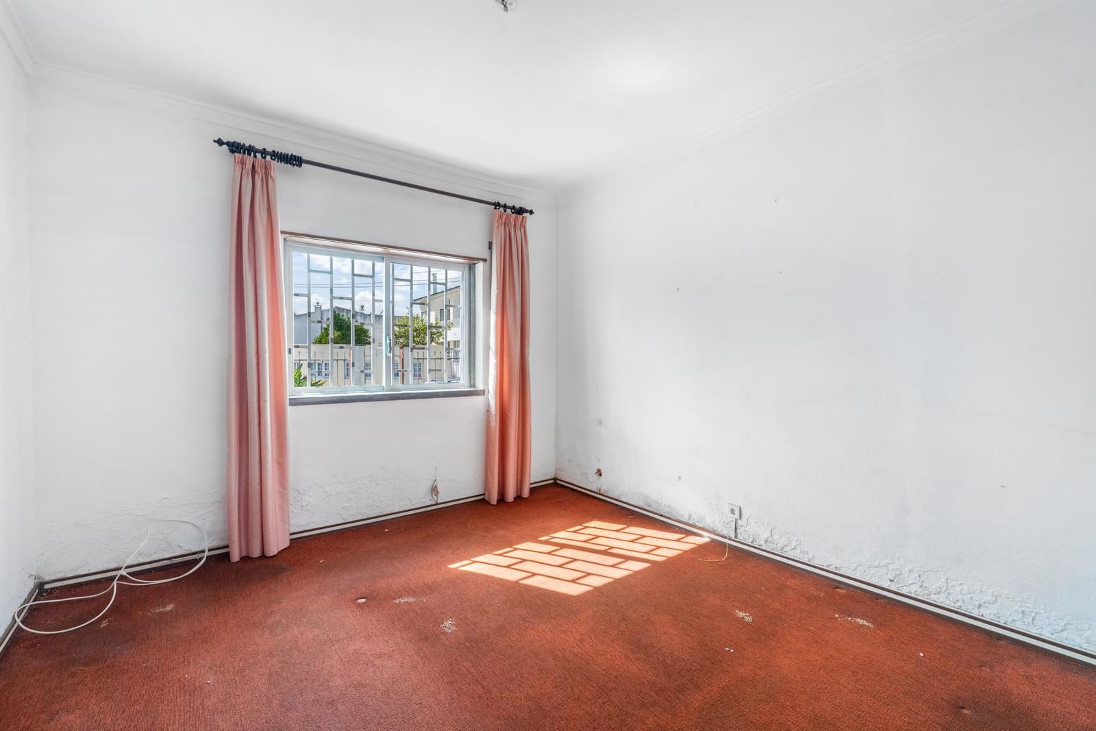Moradia Isolada T3 com jardim, Sintra - Imagem 17