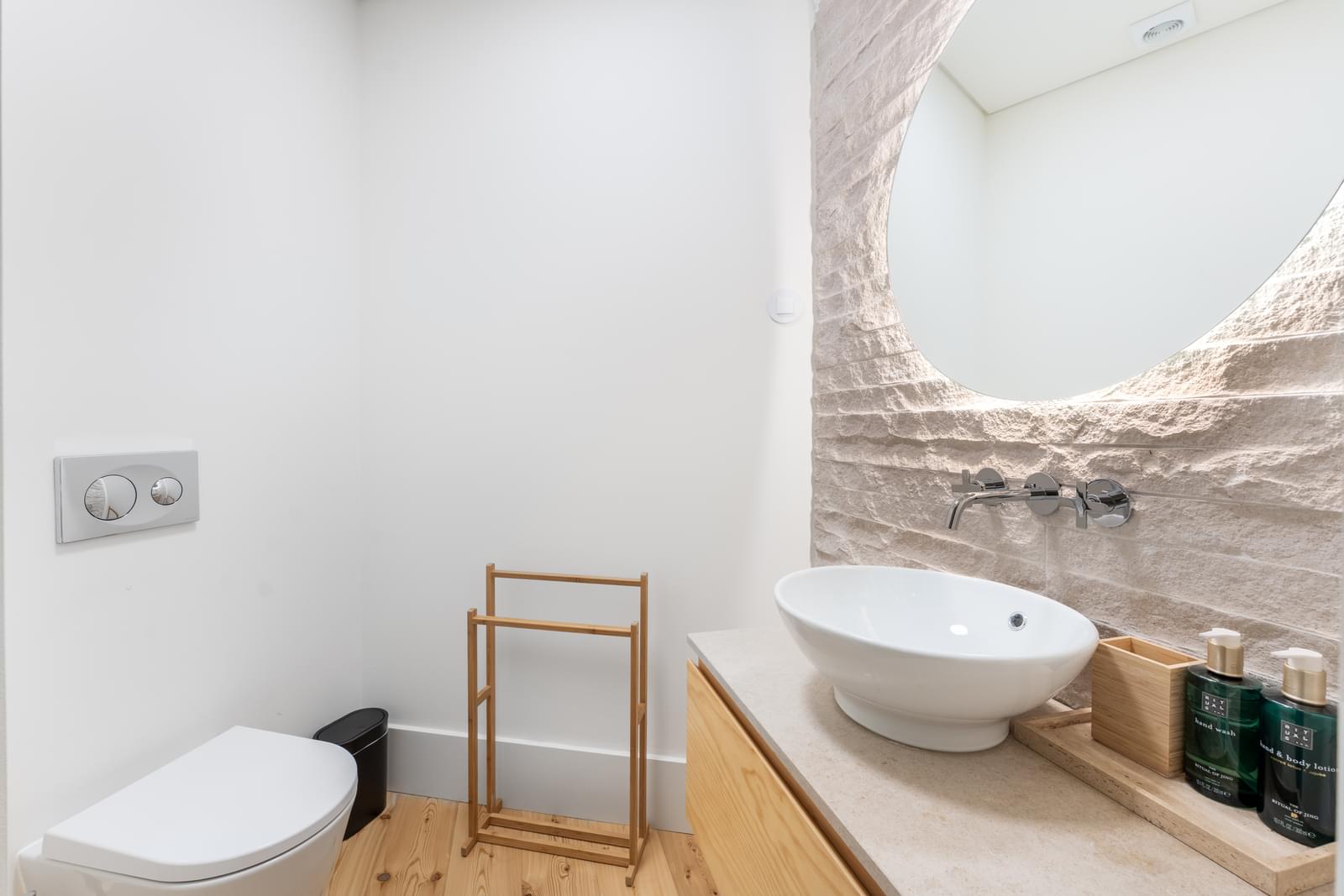 Apartamento T1 + 1 com vista, Misericórdia, Lisboa - Imagem 17