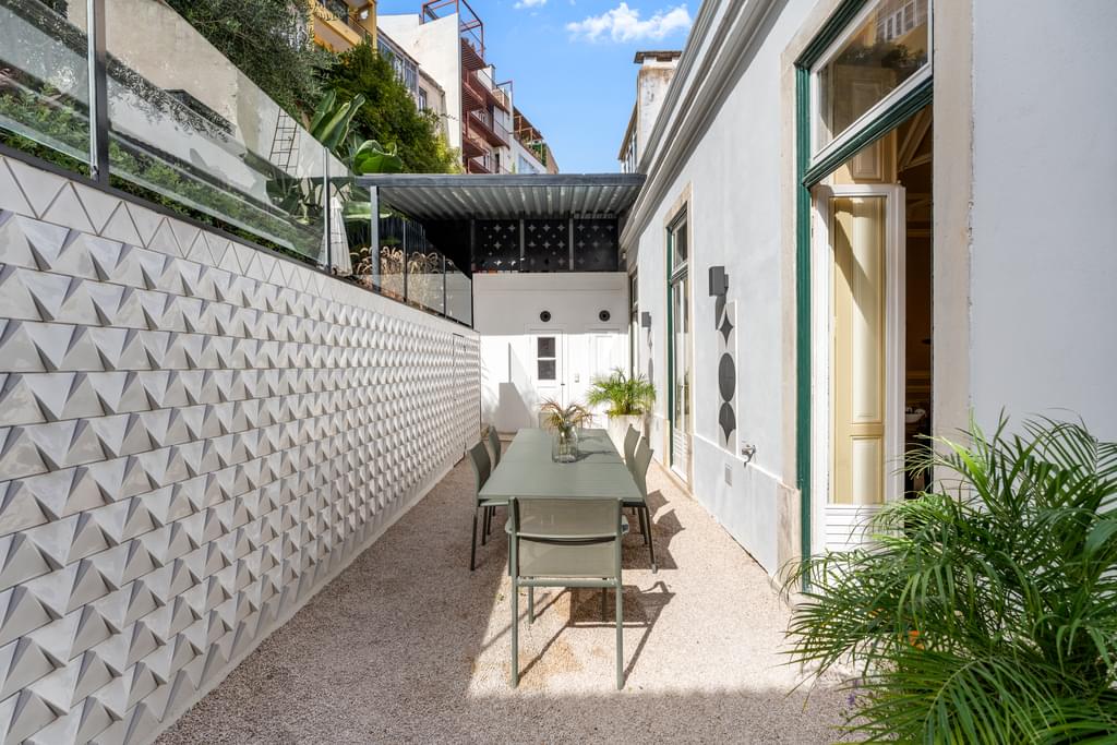 Mansion, Campo de Santana, Lisboa 4009346653