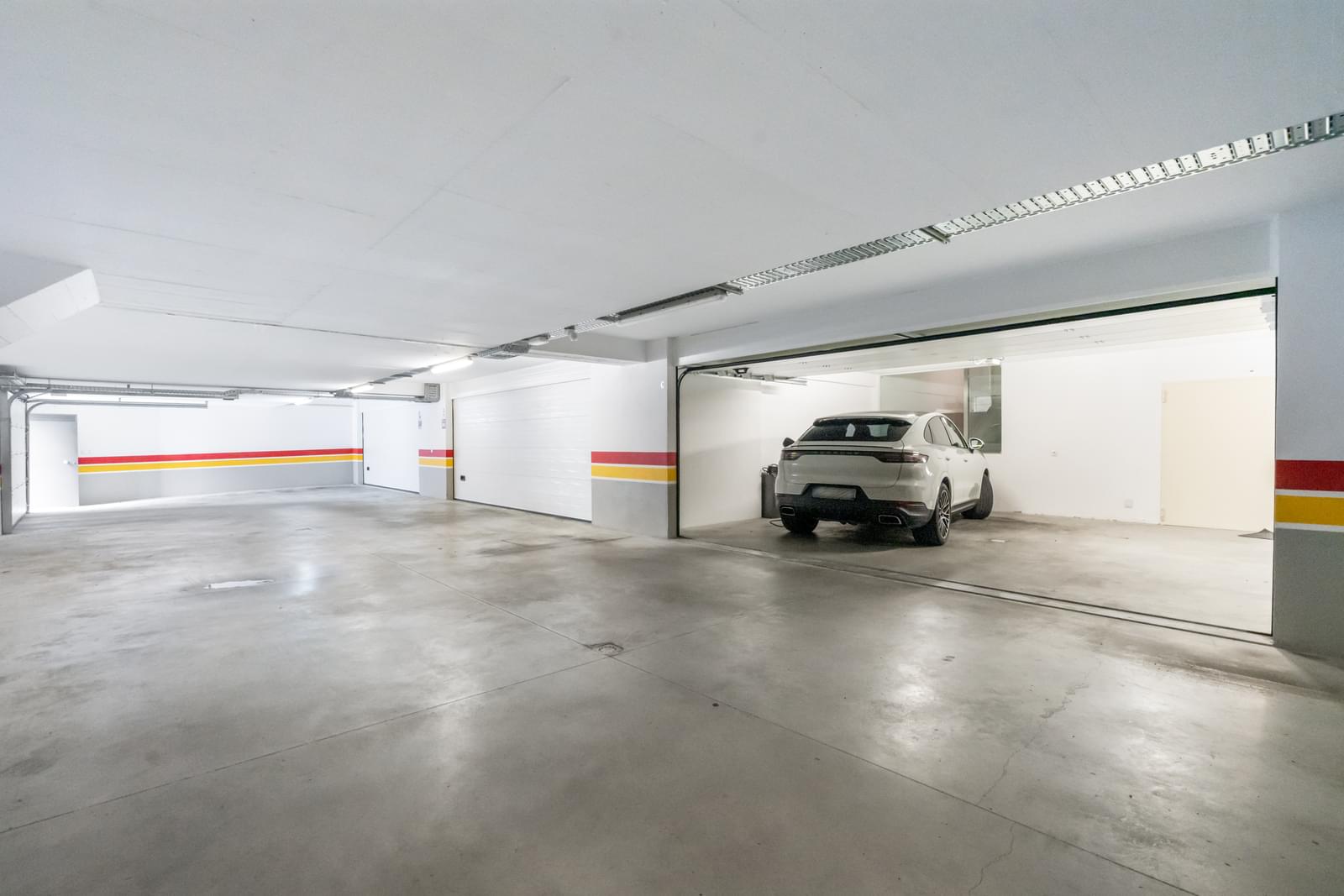 Moradia T5 + 1 com piscina, Cascais - Imagem 27