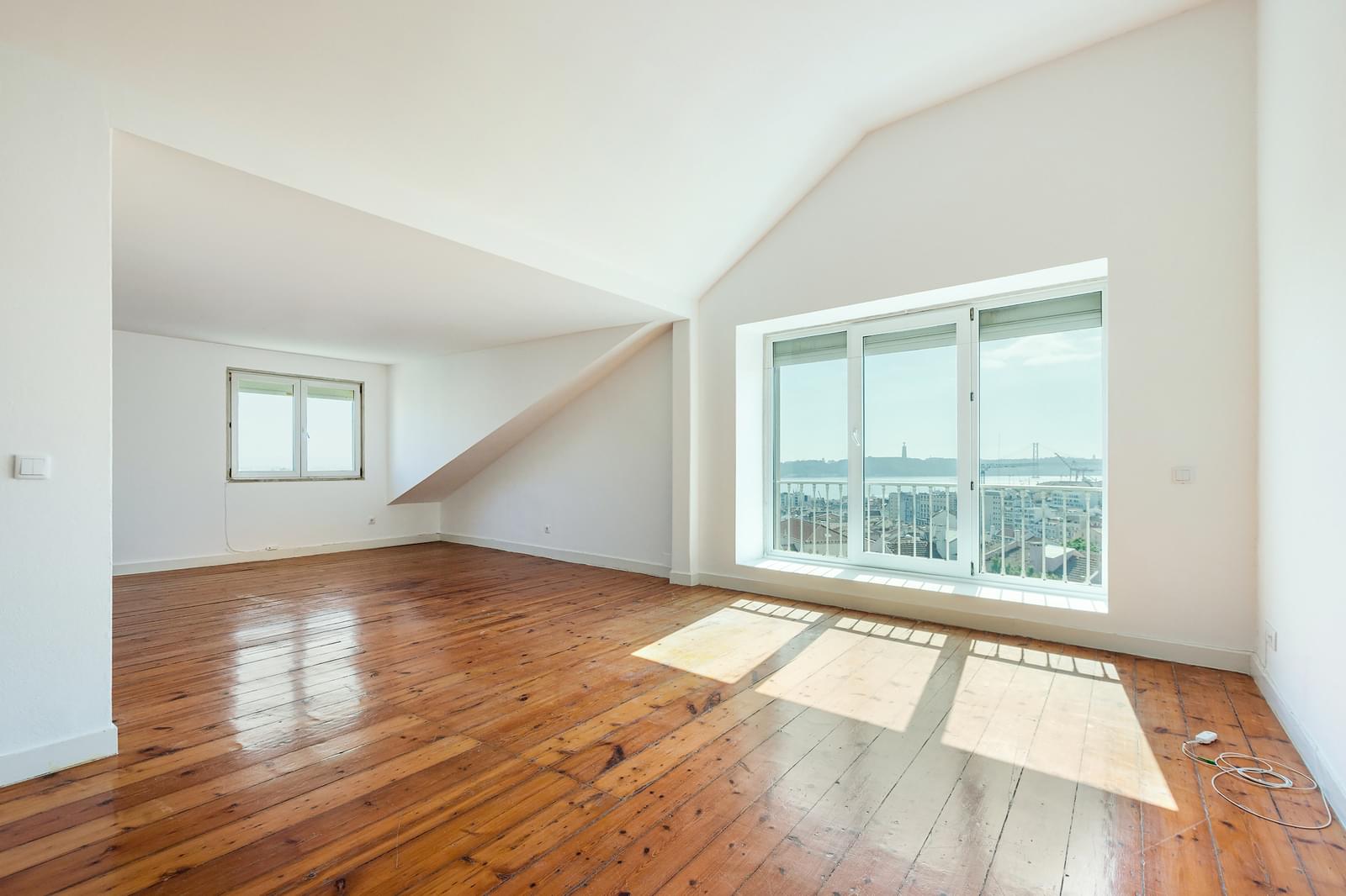 2 Bedroom Apartment/Flat's Image 7