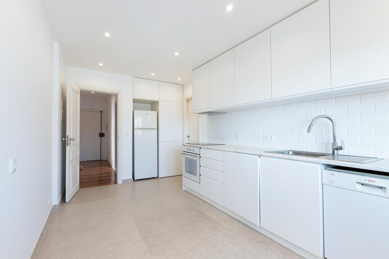 2 Bedroom Apartment/Flat's Image 16