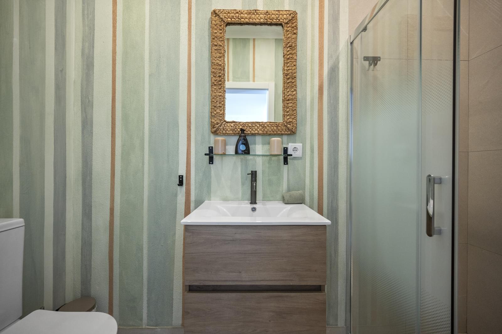 4 Bedroom Villa/Townhouse's Image 3