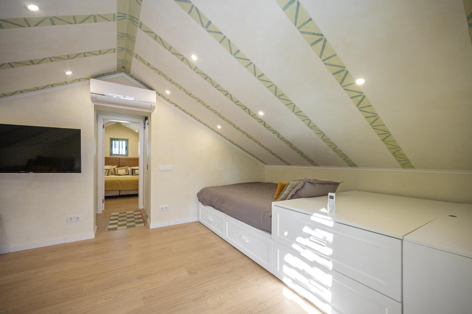 4 Bedroom Villa/Townhouse's Image 23