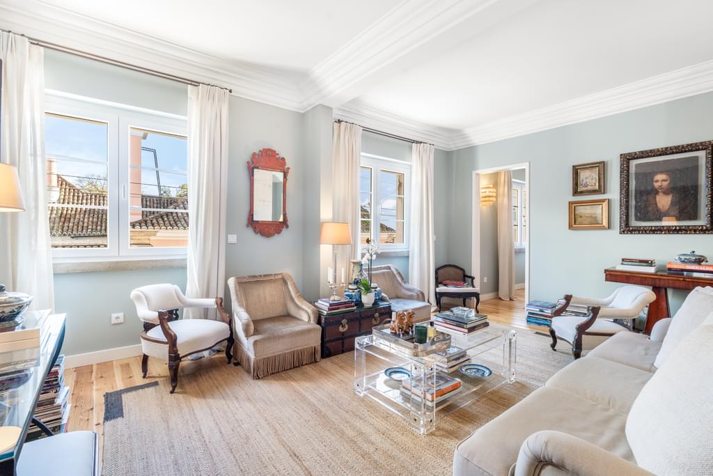 2 Bedroom Apartment with parking, Estrela, Lisboa 45868005
