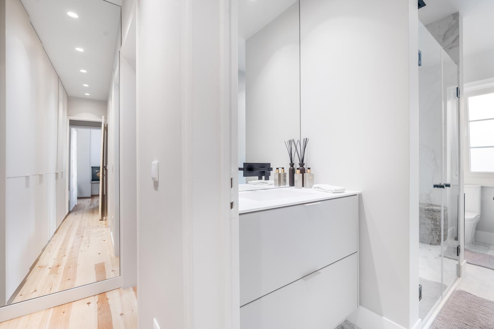 2 Bedroom Apartment/Flat's Image 17