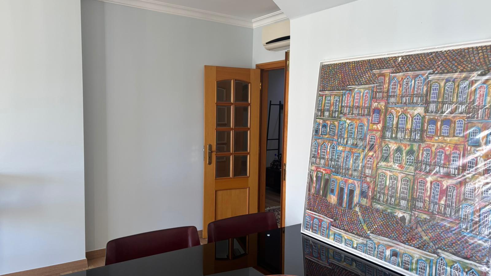 Apartamento T3 com estacionamento, Bairro do Rosário, Cascais - Imagem 12