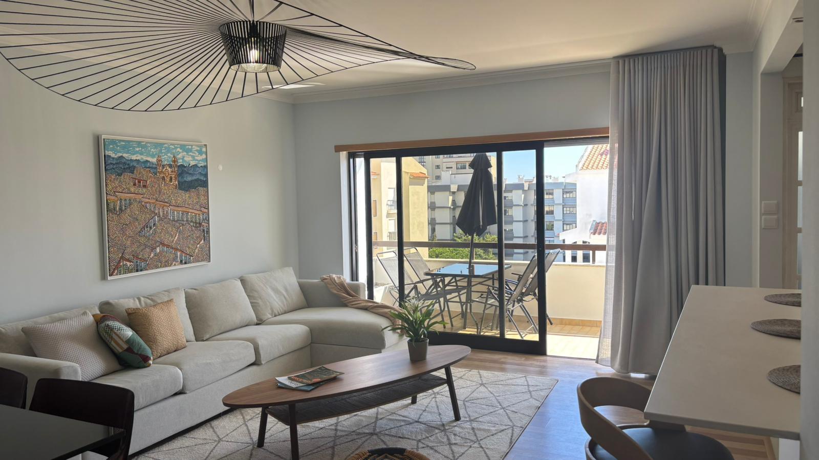 Apartamento T3 com estacionamento, Bairro do Rosário, Cascais - Imagem 1