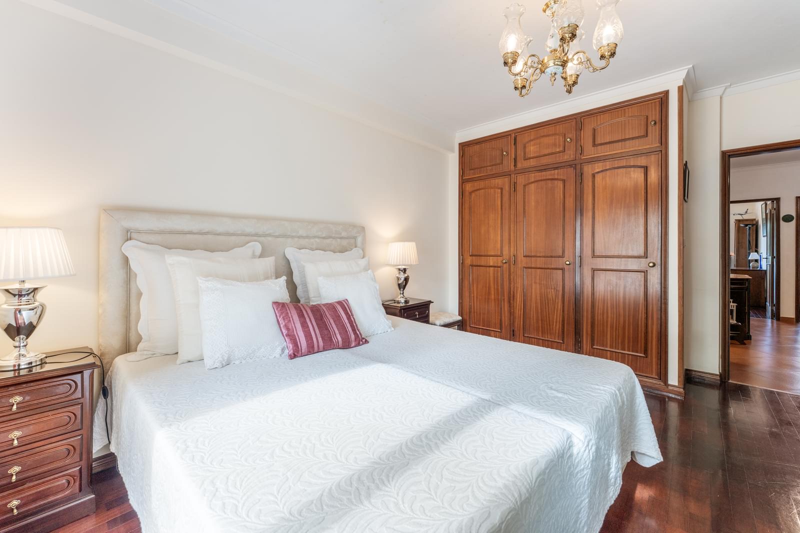 Apartamento T5 com estacionamento, Cascais - Imagem 16