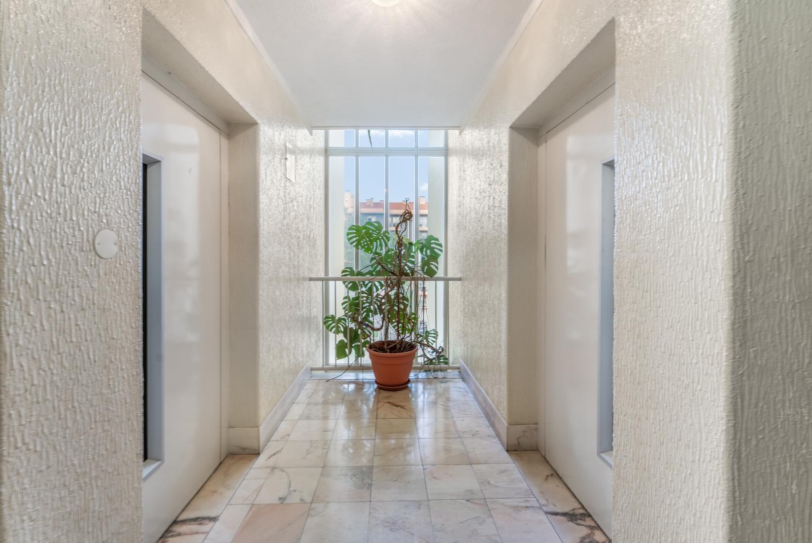 Apartamento T5 com estacionamento, Cascais - Imagem 25