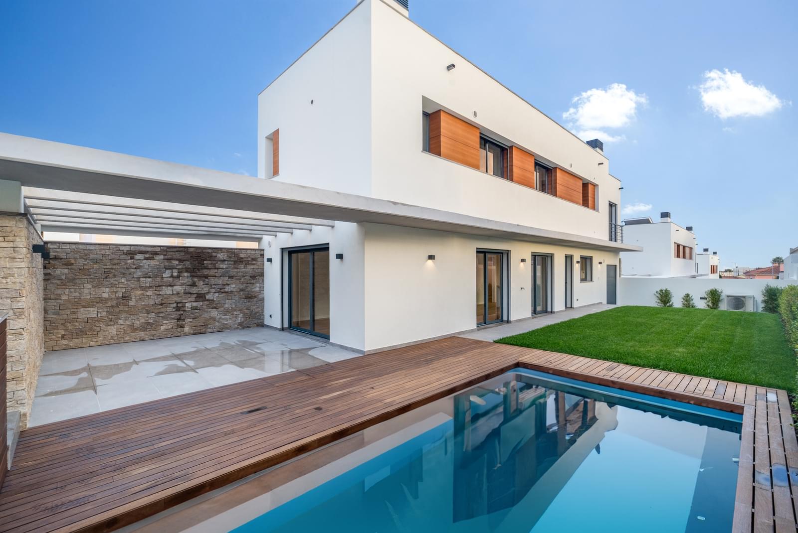 4 Bedroom Villa/Townhouse's Image 30