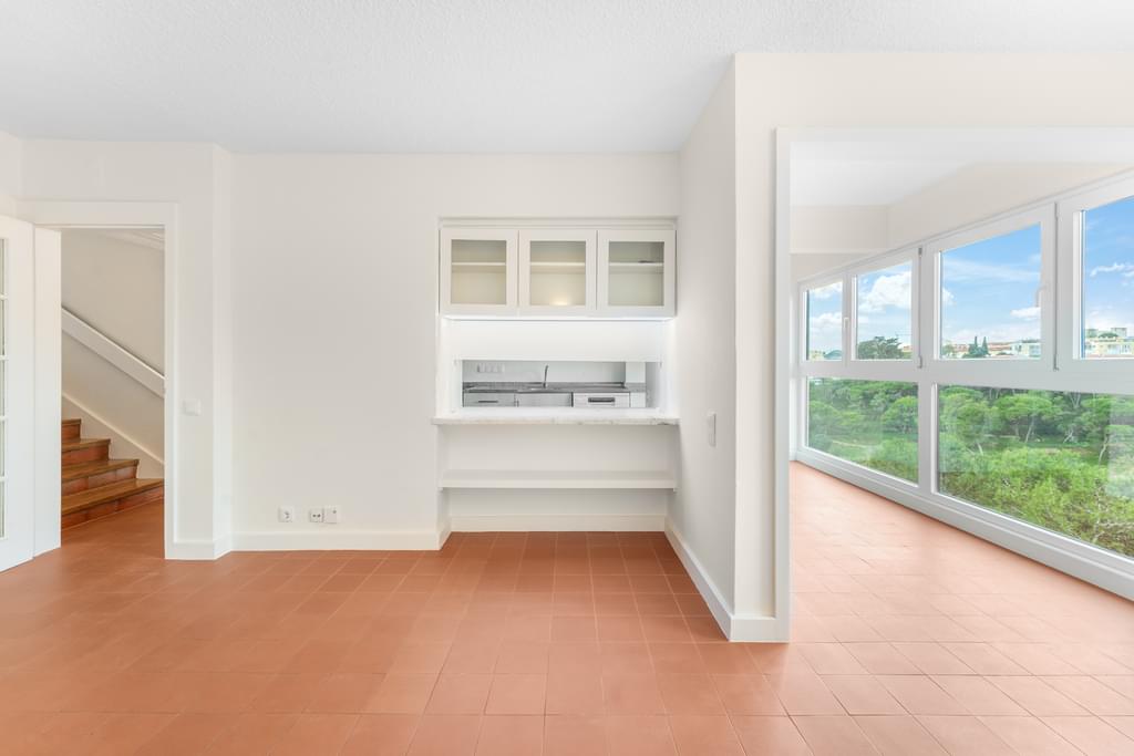 2 Bedroom Apartment with parking, Cascais 2901023998