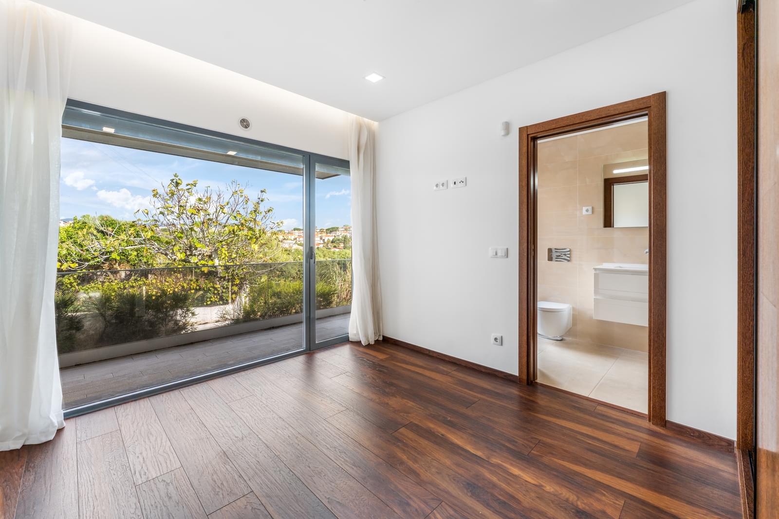 Moradia T3 + 1 com estacionamento, Atiba, Cascais - Imagem 14