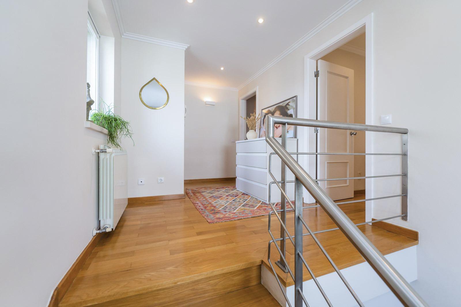 Moradia T4 + 1 com piscina, Cascais - Imagem 24