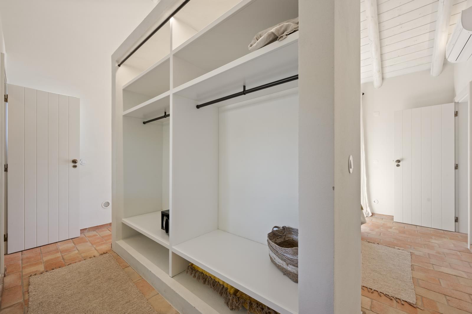 1 Bedroom Villa/Townhouse's Image 11
