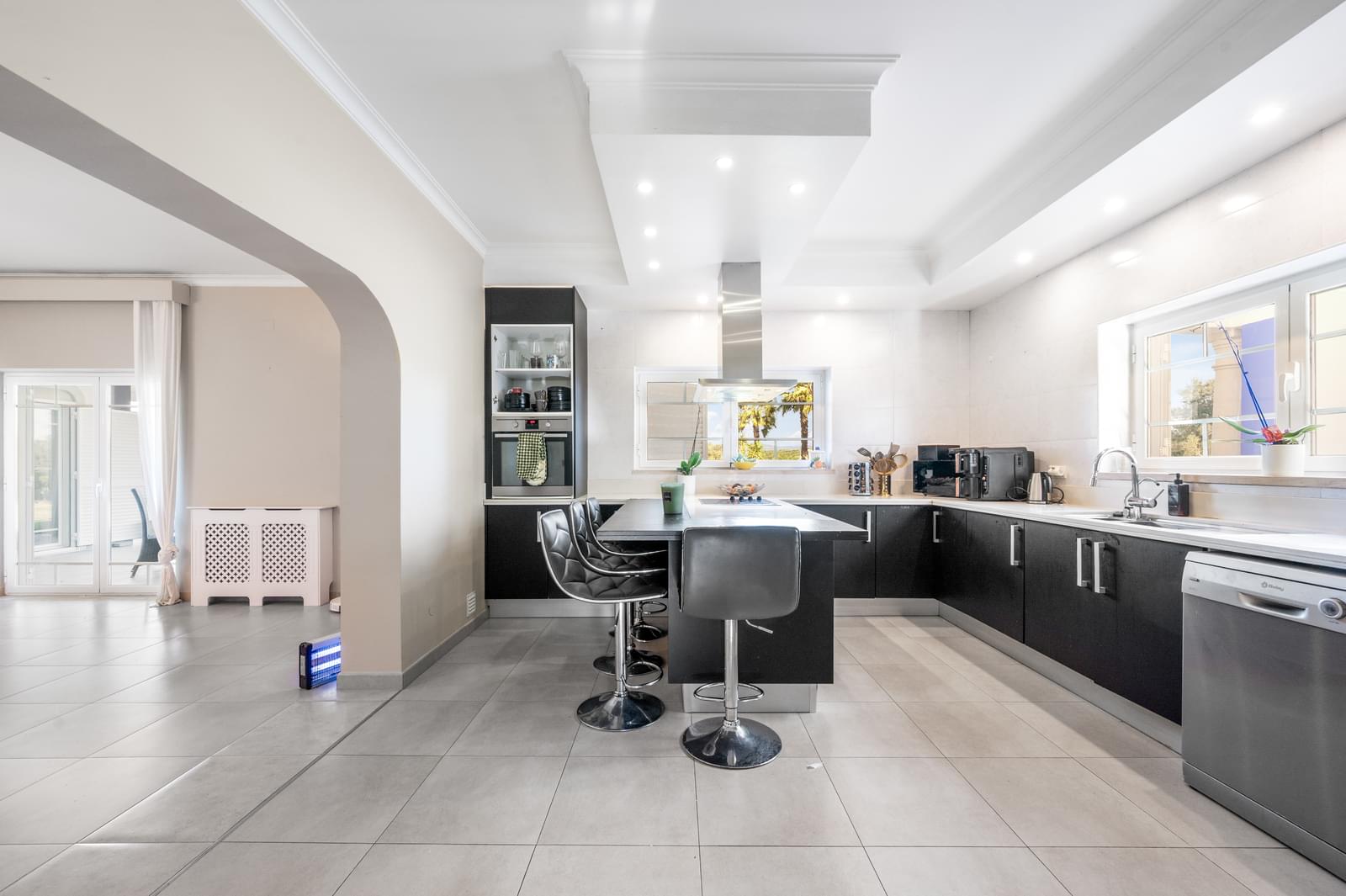 Moradia Isolada T6 com piscina, Rio Maior - Imagem 12