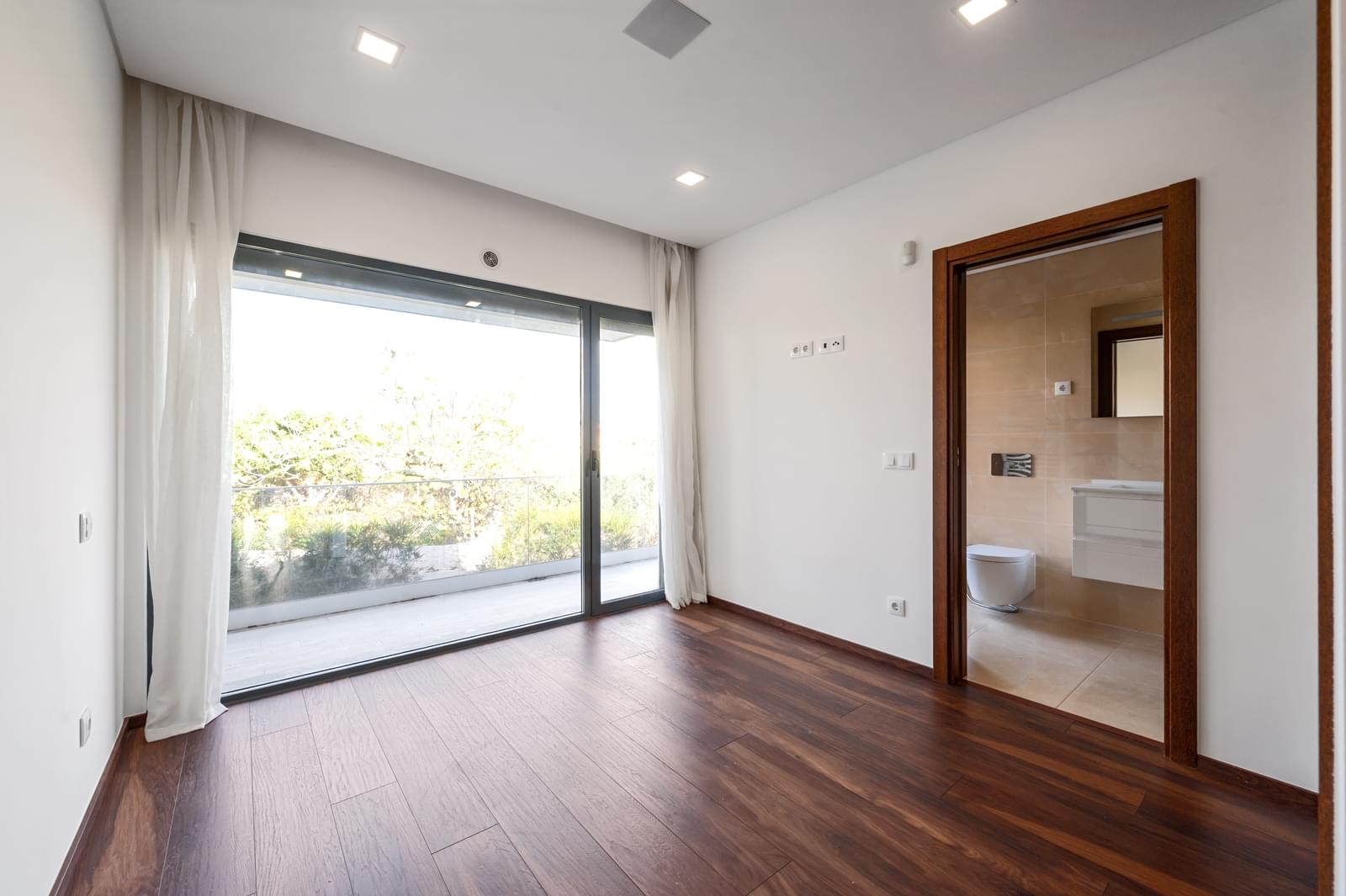 Moradia T3 + 1 com estacionamento, Atiba, Cascais - Imagem 19