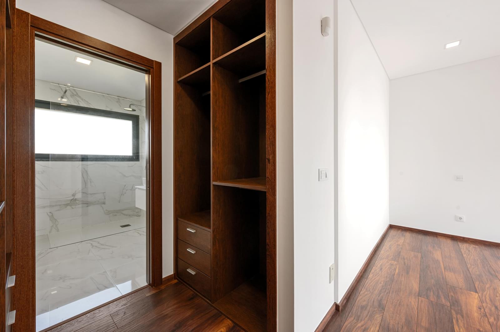 Moradia T3 + 1 com estacionamento, Atiba, Cascais - Imagem 15