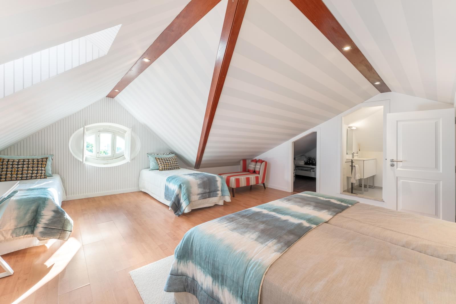 4 Bedroom Villa/Townhouse's Image 19