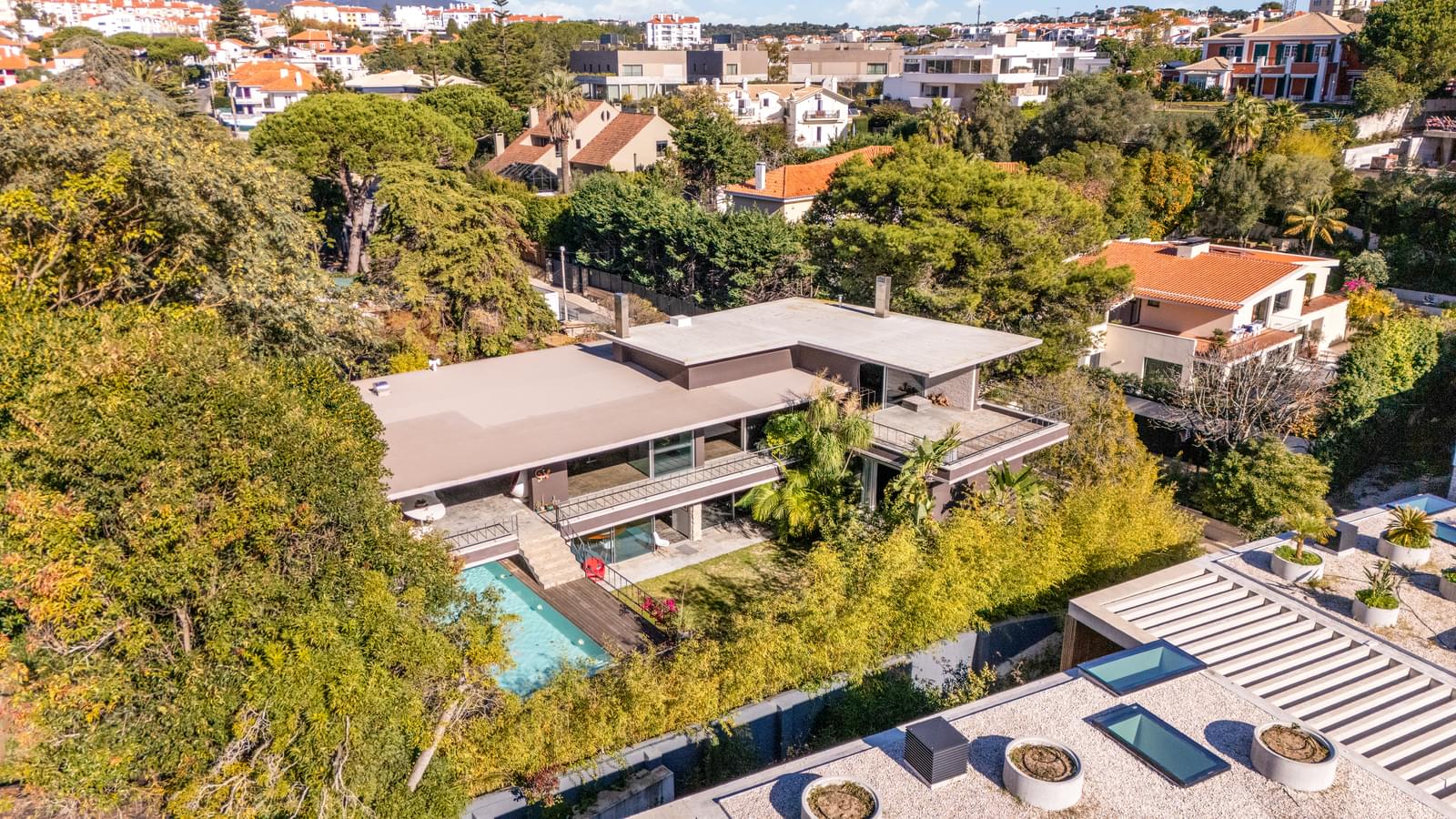 6 Bedroom Villa/Townhouse's Image 9
